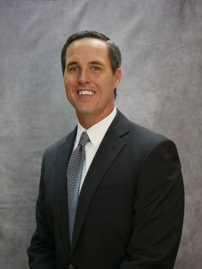 Professional Photo if personal injury lawyer Andrew Barrett